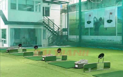 SÂN TẬP GOLF NHÀ CHÚ BẢY Ở CÁ SẤU HOA CÀ